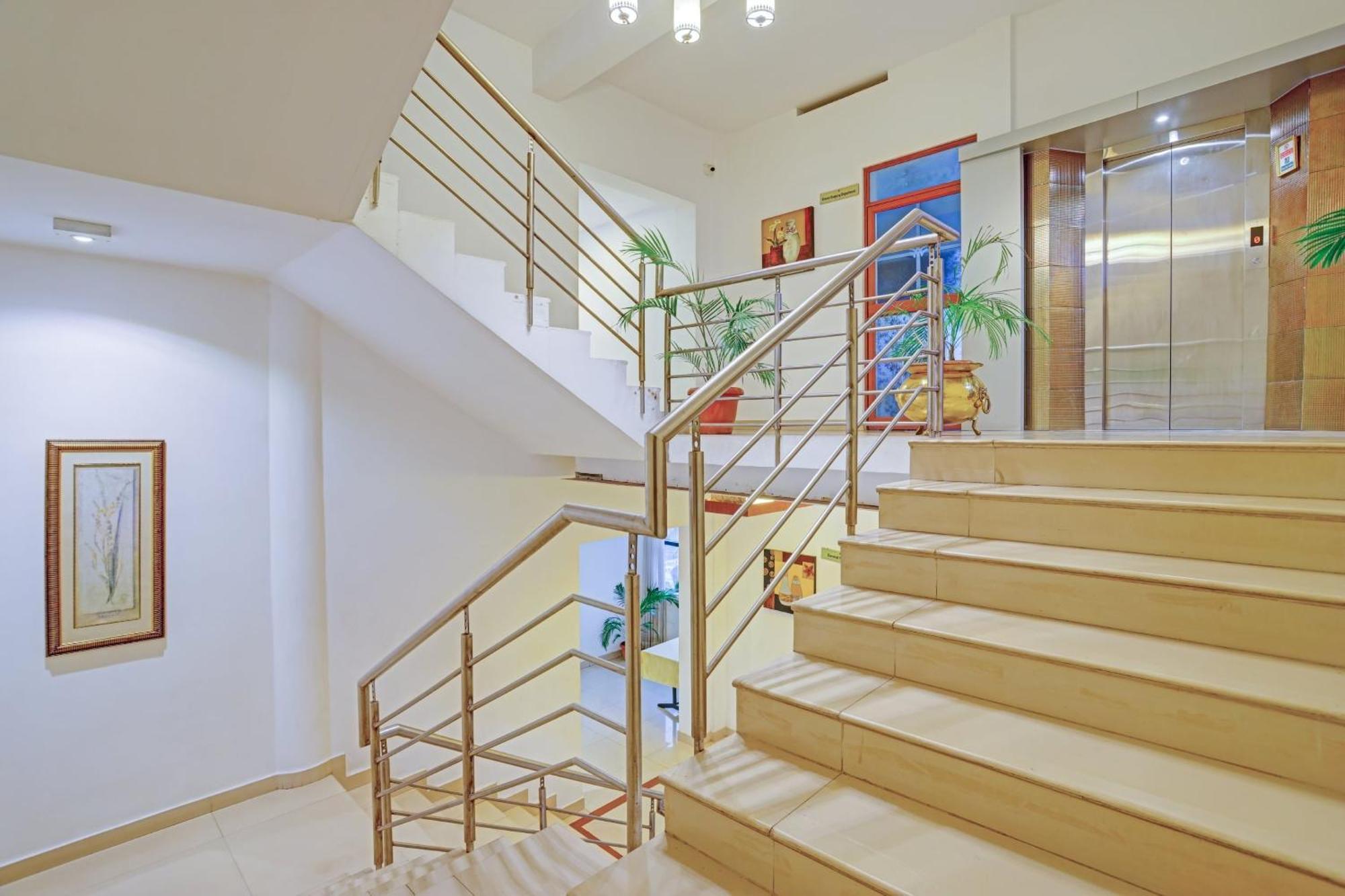 Super Collection O Indraprastha Hotel Thiruvananthapuram Exterior foto